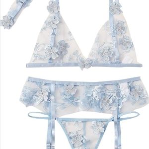 Lingerie set light blue
